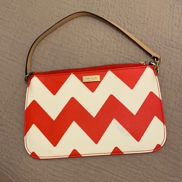 Kate Spade wristlet bag in very good condition. - Picture 5 of 9